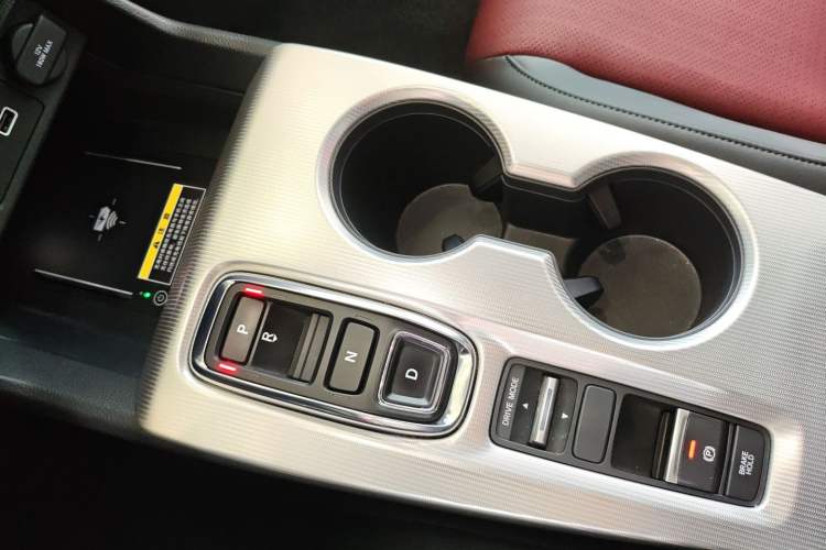 Used Honda Integra 2023 2.0L eHEV Sharp – Premium Edition Gear Lever