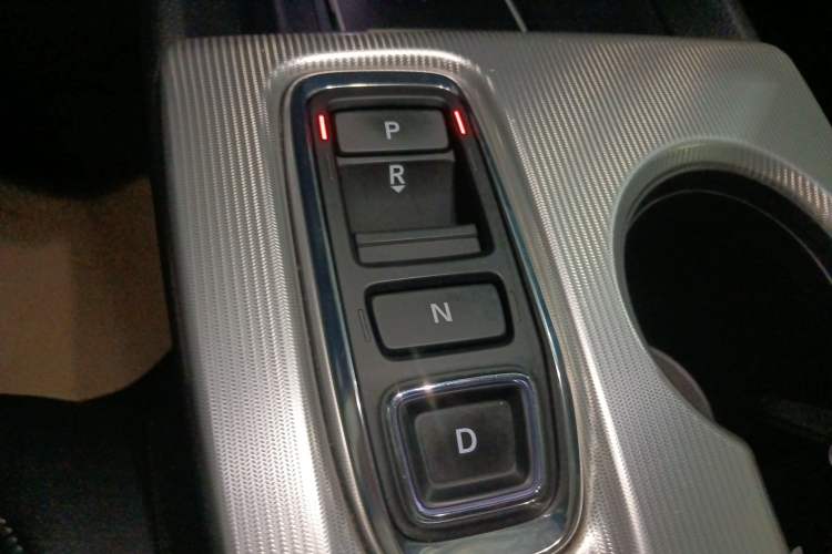 Used Honda Integra 2023 2.0L eHEV Sharp – Premium Edition Gear Lever