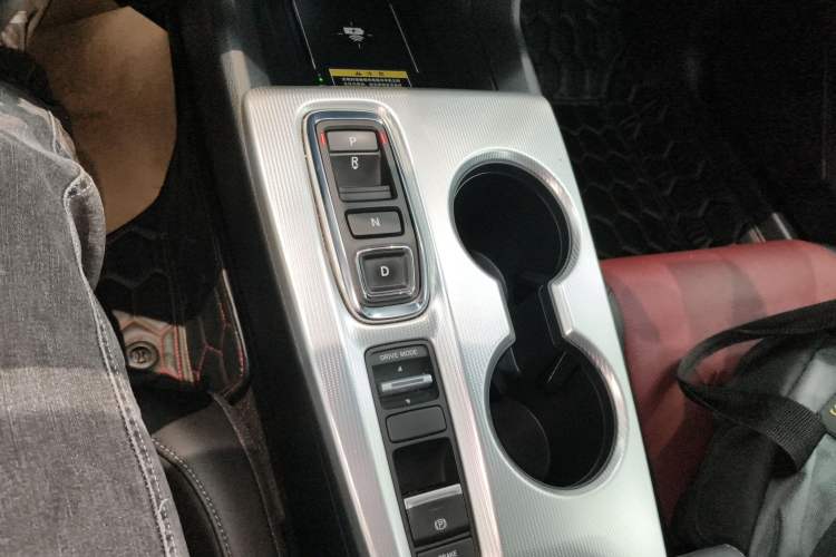 Used Honda Integra 2023 2.0L eHEV Sharp – Premium Edition Gear Lever