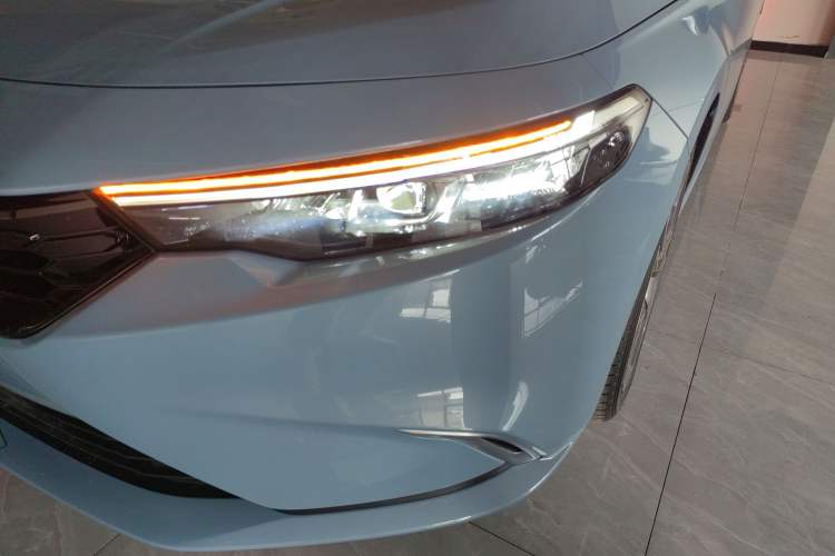 Used Honda Integra 2023 2.0L eHEV Sharp – Premium Edition Left Front Headlight