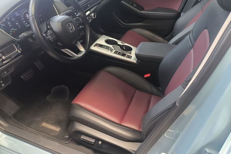 Used Honda Integra 2023 2.0L eHEV Sharp – Premium Edition Left Front Seat