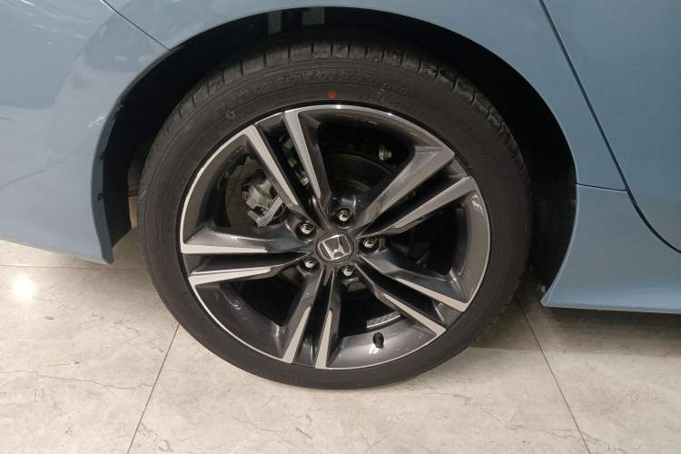 Used Honda Integra 2023 2.0L eHEV Sharp – Premium Edition Right Rear Wheel Hub