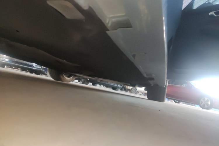Used Honda Integra 2023 2.0L eHEV Sharp – Premium Edition Right Side Sill