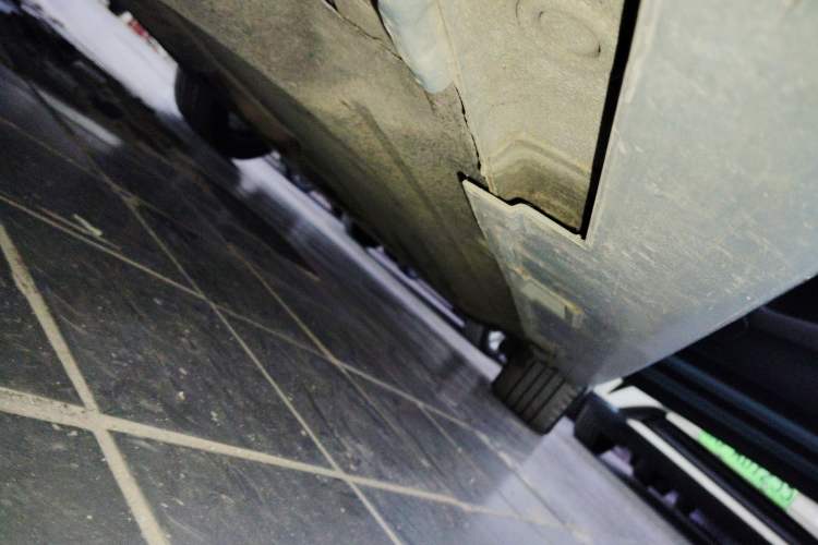 Used Honda Integra 2023 2.0L eHEV Sharp – Premium Edition Right Side Sill