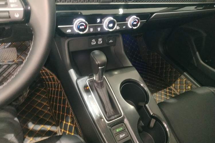 Used Honda Integra 2023 240TURBO CVT Smart Enjoyment Version Gear Lever