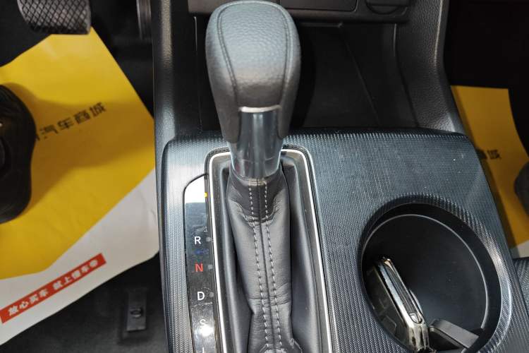 Used Honda Integra 2023 240TURBO CVT Tech Edition Gear Lever