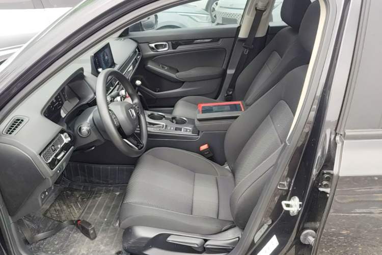 Used Honda Integra 2023 240TURBO CVT Tech Edition Left Front Seat