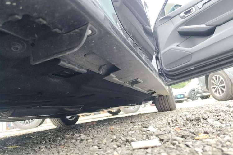 Used Honda Integra 2023 240TURBO CVT Tech Edition Right Side Sill