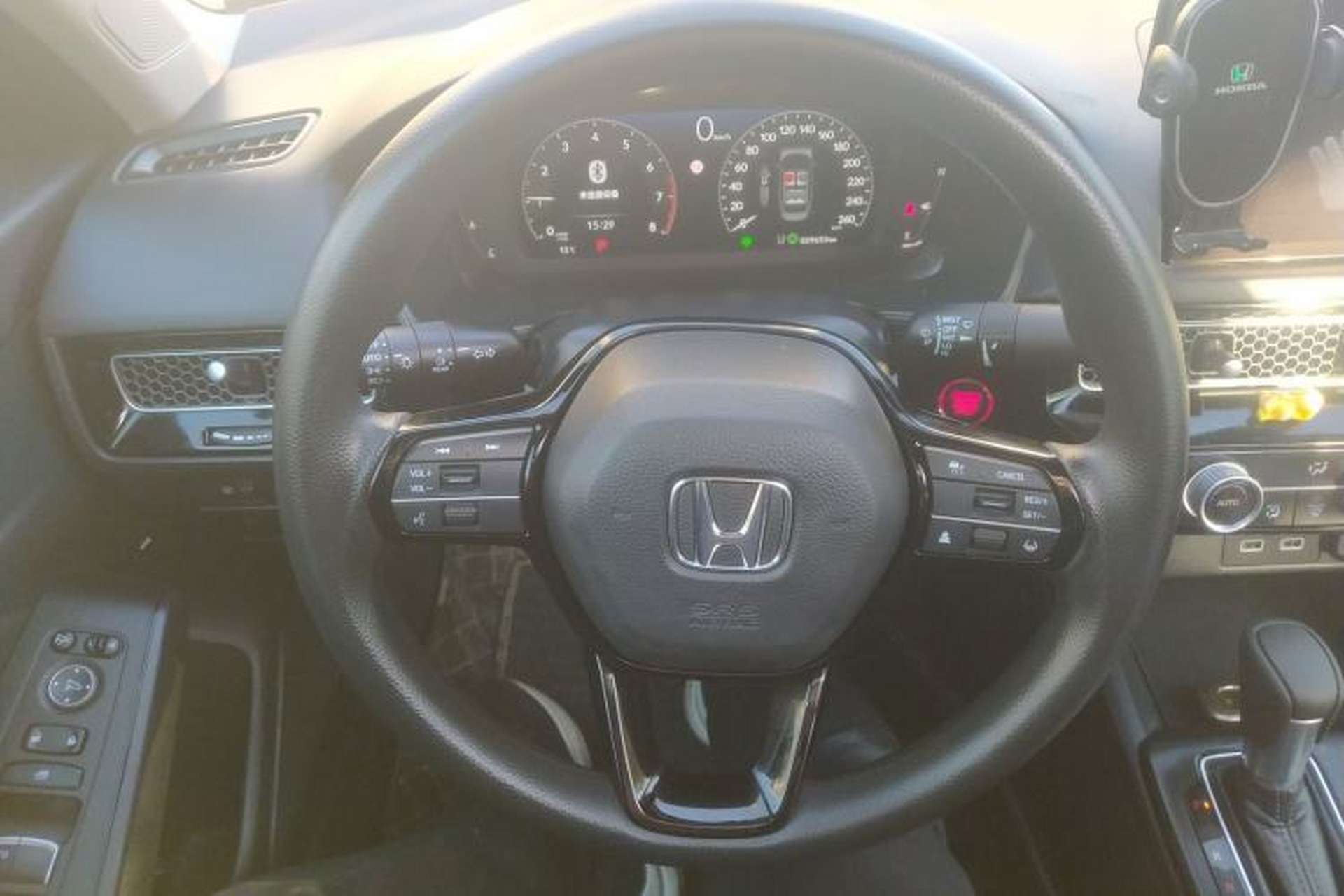 Used Honda Integra 2023 240TURBO CVT Tech Edition Steering Wheel