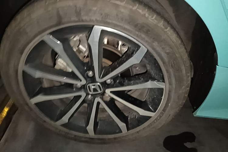 Used Honda Integra 2023 240TURBO CVT Phantom Night · Tech Edition Right Rear Wheel Hub
