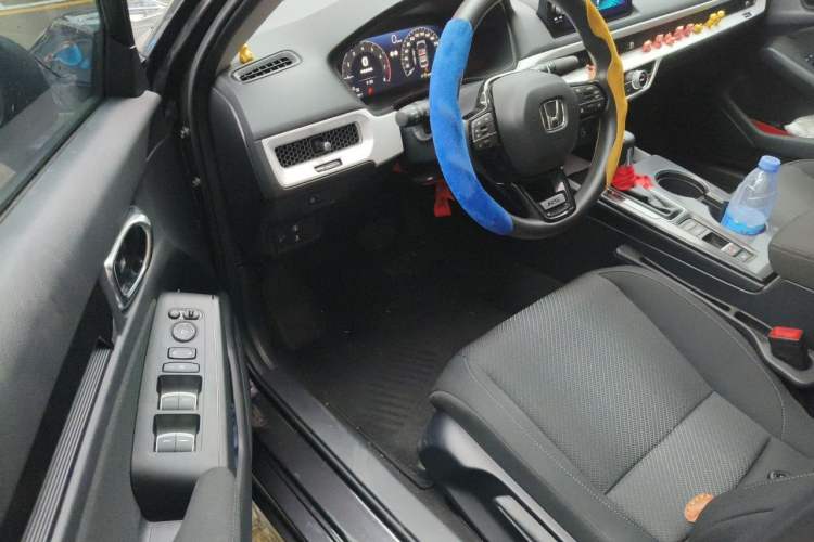 Used Honda Integra 2023 240TURBO CVT Tech Edition Driver Seat