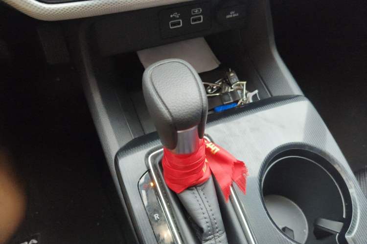 Used Honda Integra 2023 240TURBO CVT Tech Edition Gear Lever