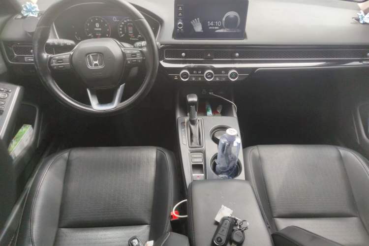 Used Honda Integra 2023 240TURBO CVT Luxury Edition Center Console