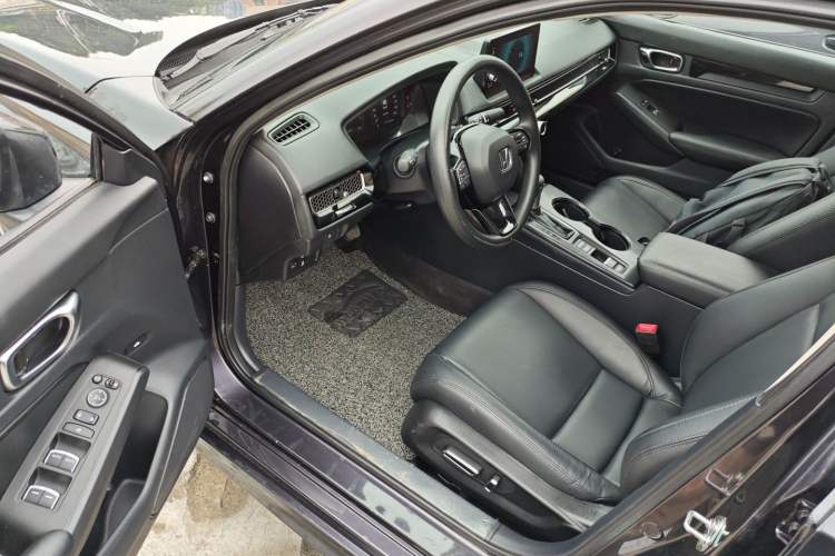 Used Honda Integra 2023 240TURBO CVT Tech Edition Interior 3