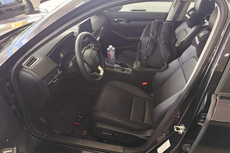 Used Honda Integra 2023 240TURBO CVT Luxury Edition Left Front Seat
