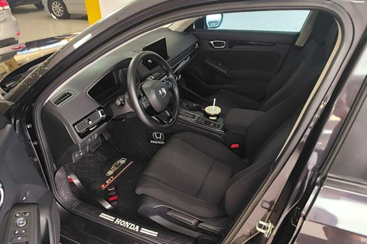 Used Honda Integra 2023 240TURBO CVT Tech Edition Left Front Seat
