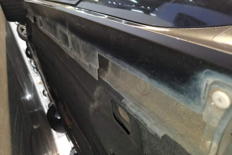 Used Honda Integra 2023 HATCHBACK 240TURBO CVT Phantom Night Luxury Edition Left Side Sill