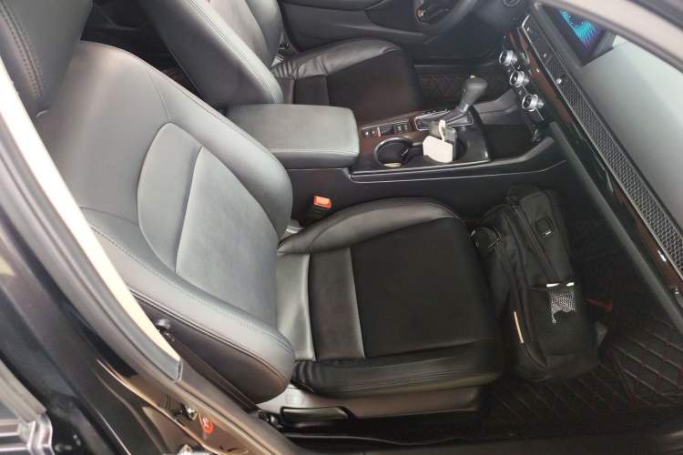 Used Honda Integra 2023 240TURBO CVT Tech Edition Right Front Seat