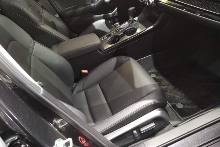 Used Honda Integra 2023 HATCHBACK 240TURBO CVT Phantom Night Luxury Edition Right Front Seat