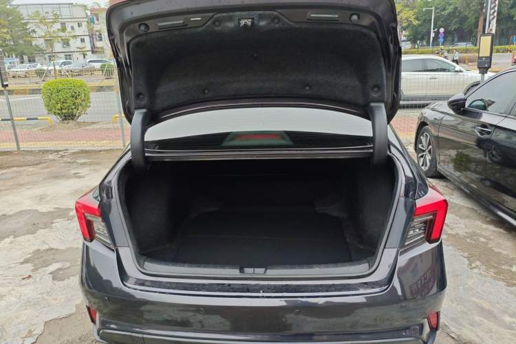 Used Honda Integra 2023 240TURBO CVT Tech Edition Trunk