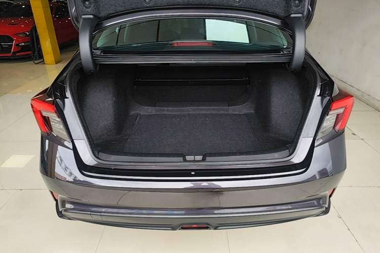 Used Honda Integra 2023 240TURBO CVT Tech Edition Trunk