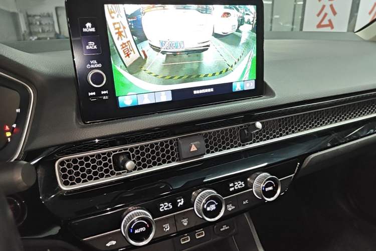 Used Honda Integra 2023 240TURBO CVT Luxury Edition Audio And AC Panel