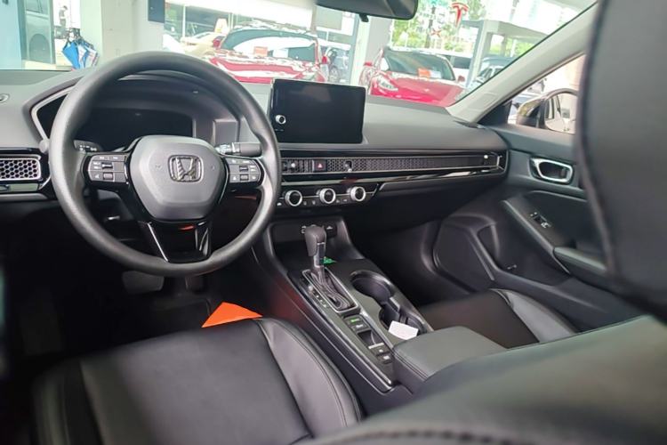 Used Honda Integra 2023 240TURBO CVT Tech Edition Center Console