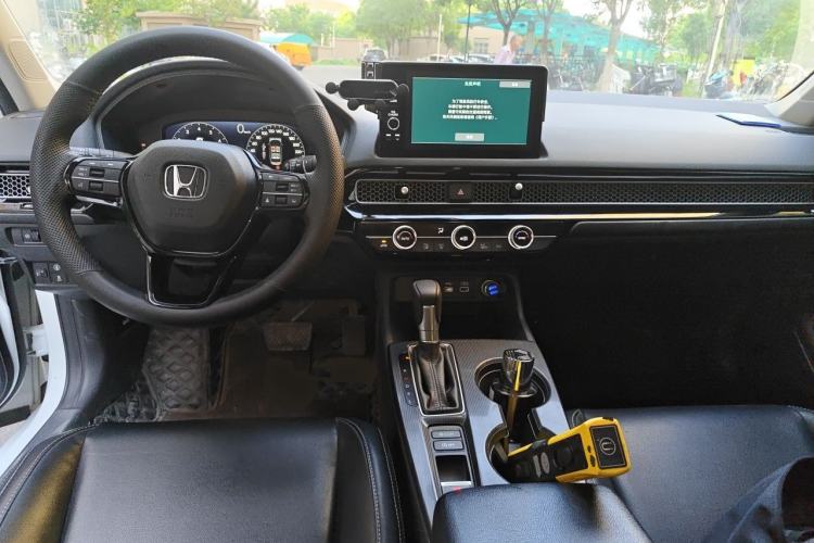 Used Honda Integra 2023 240TURBO CVT Leading Edition Center Console