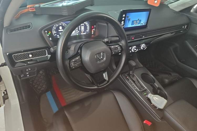 Used Honda Integra 2023 240TURBO CVT Leading Edition Center Console