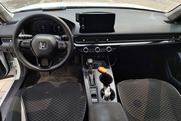 Used Honda Integra 2023 240TURBO CVT Tech Edition Center Console