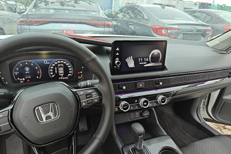 Used Honda Integra 2023 240TURBO CVT Tech Edition Center Console