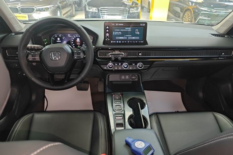 Used Honda Integra 2023 2.0L eHEV Tech Edition Center Console