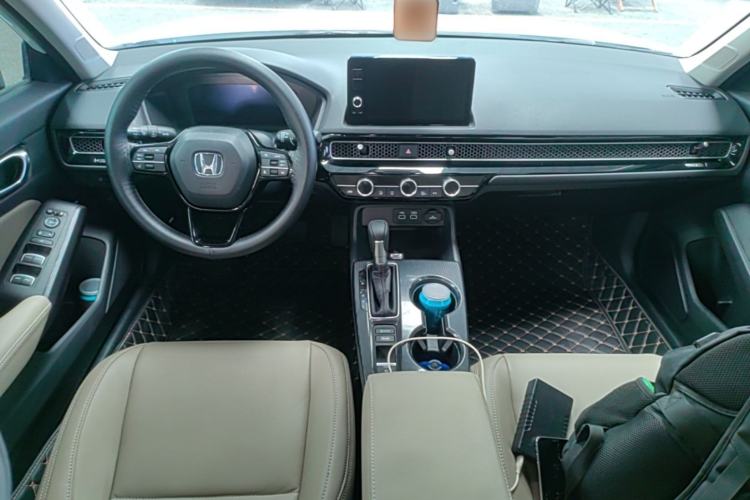 Used Honda Integra 2023 240TURBO CVT Tech Edition Center Console