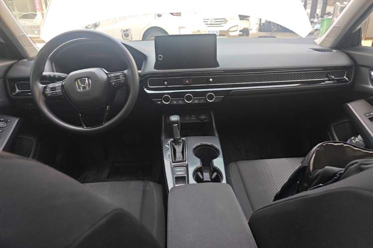 Used Honda Integra 2023 240TURBO CVT Leading Edition Center Console