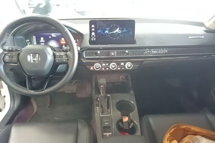 Used Honda Integra 2023 240TURBO CVT Leading Edition Center Console