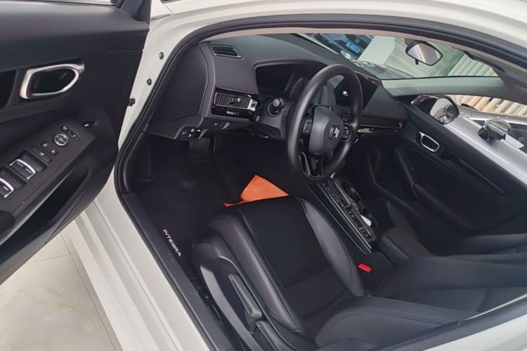 Used Honda Integra 2023 240TURBO CVT Tech Edition Driver Seat