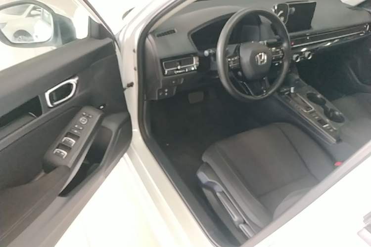 Used Honda Integra 2023 240TURBO CVT Tech Edition Driver Seat