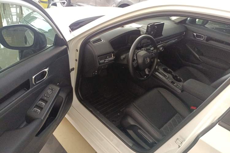 Used Honda Integra 2023 240TURBO CVT Tech Edition Driver Seat