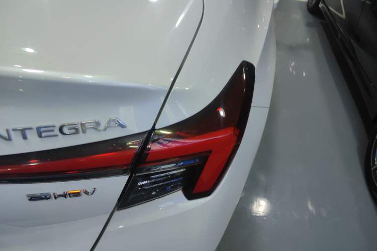 Used Honda Integra 2023 2.0L eHEV Tech Edition Exterior 3