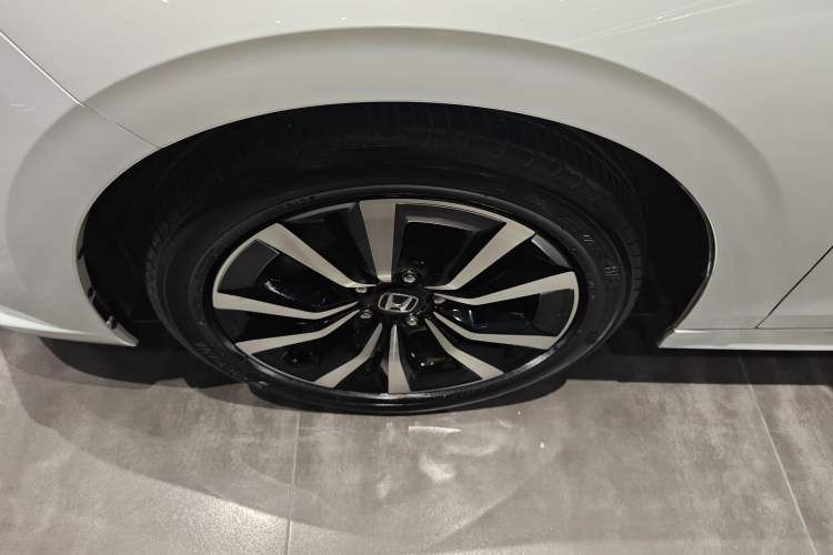 Used Honda Integra 2023 2.0L eHEV Tech Edition Exterior 6