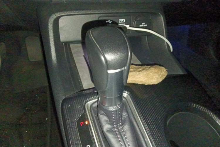Used Honda Integra 2023 240TURBO CVT Luxury Edition Gear Lever