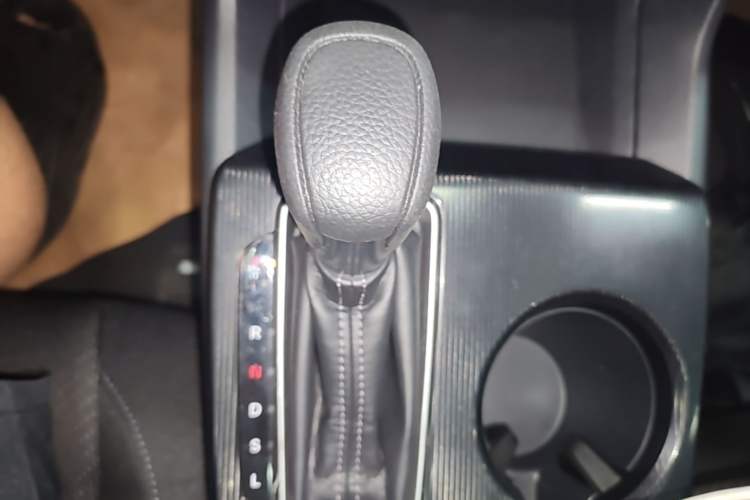 Used Honda Integra 2023 240TURBO CVT Leading Edition Gear Lever