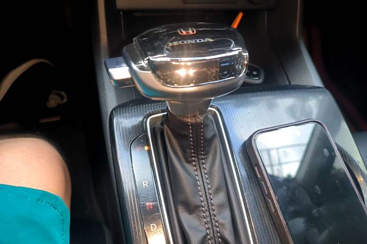 Used Honda Integra 2023 240TURBO CVT Luxury Edition Gear Lever