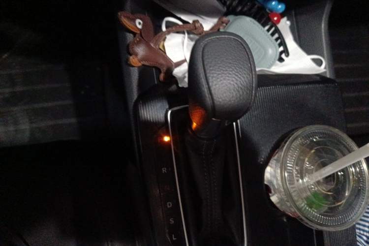 Used Honda Integra 2023 240TURBO CVT Leading Edition Gear Lever