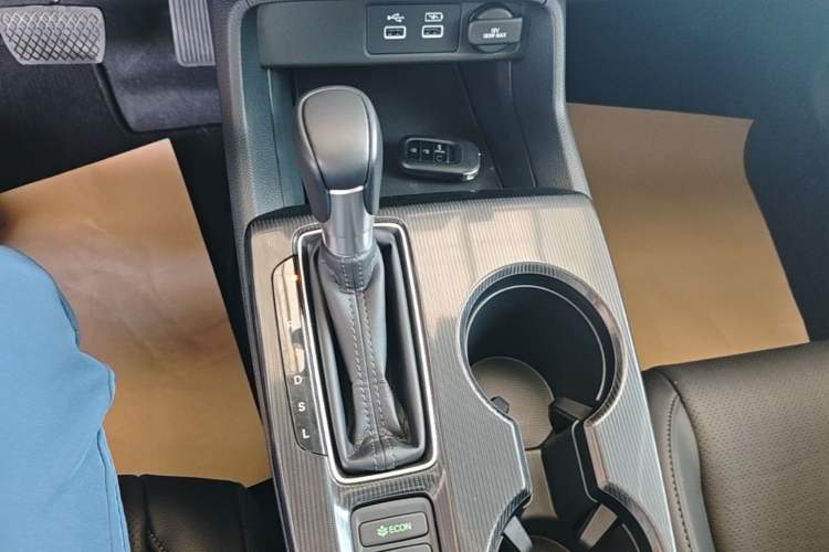 Used Honda Integra 2023 240TURBO CVT Smart Enjoyment Version Gear Lever