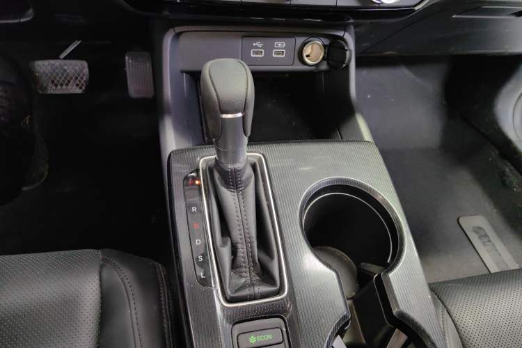 Used Honda Integra 2023 240TURBO CVT Tech Edition Gear Lever