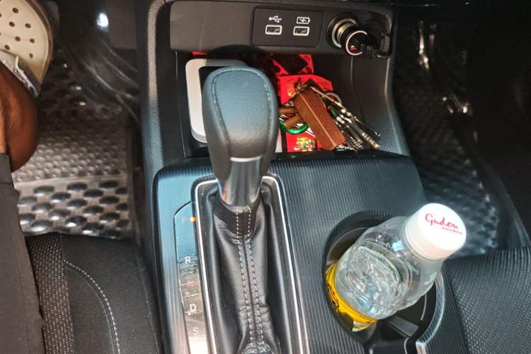 Used Honda Integra 2023 240TURBO CVT Leading Edition Gear Lever