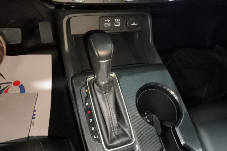 Used Honda Integra 2023 240TURBO CVT Luxury Edition Gear Lever