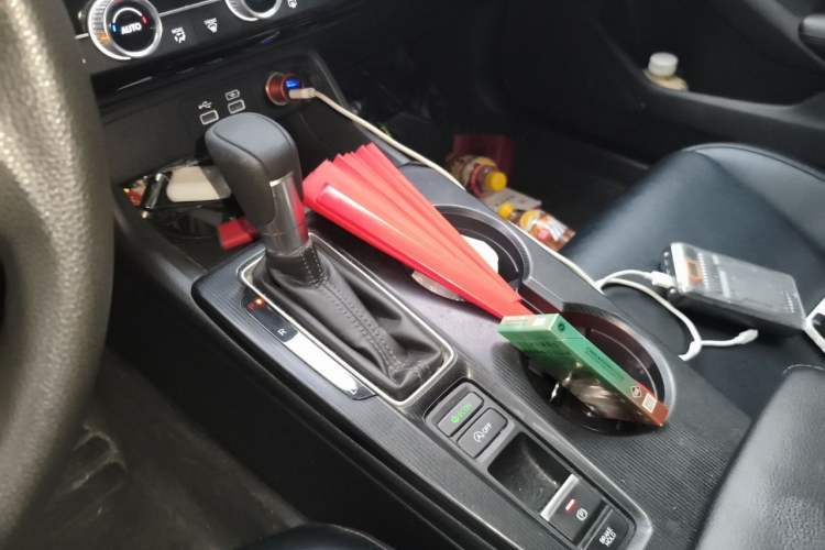Used Honda Integra 2023 HATCHBACK 240TURBO CVT Trendsetting Edition Gear Lever