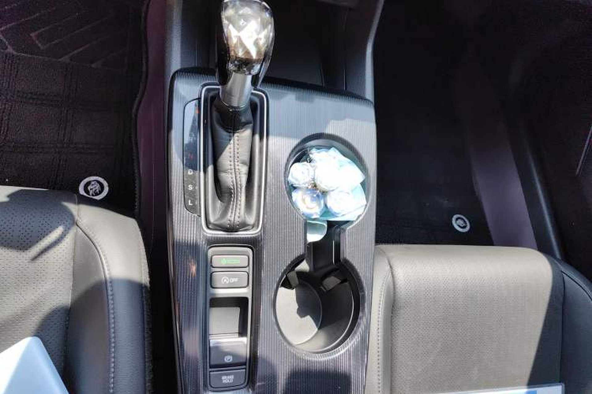 Used Honda Integra 2023 240TURBO CVT Phantom Night·Luxury Edition Gear Lever